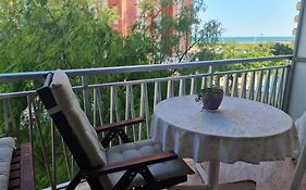 Bonito Apartamento Con Vistas Al Mar